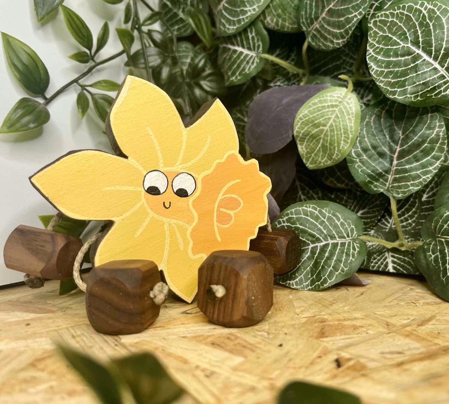 Dotty the Daffodil in Beech | Age: 3+