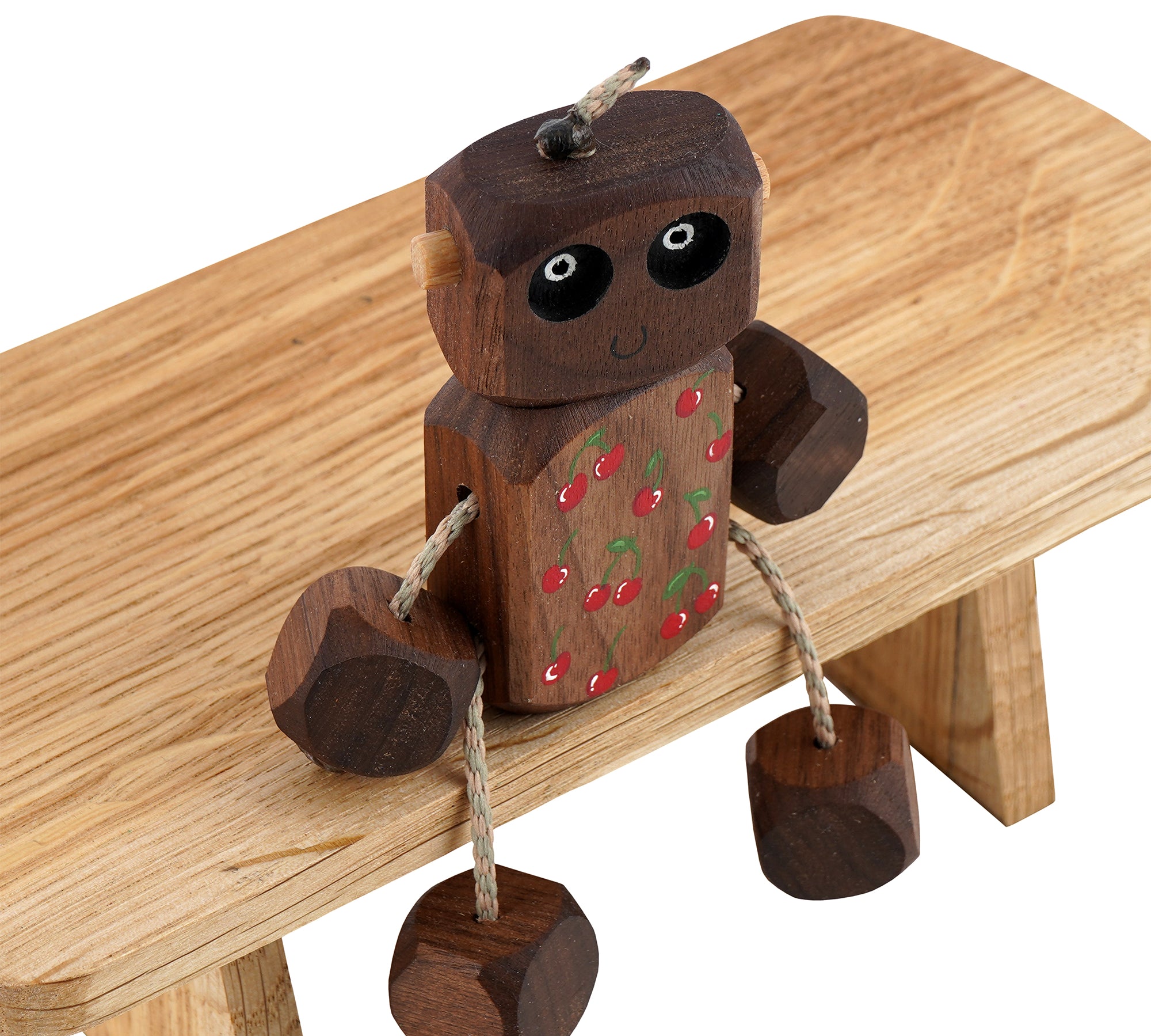 Cherry Nedlet in Walnut | Age: 3+