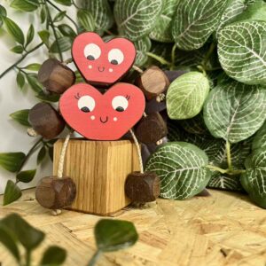 Wooden heart bundle, big and small heart with eyes and limbs